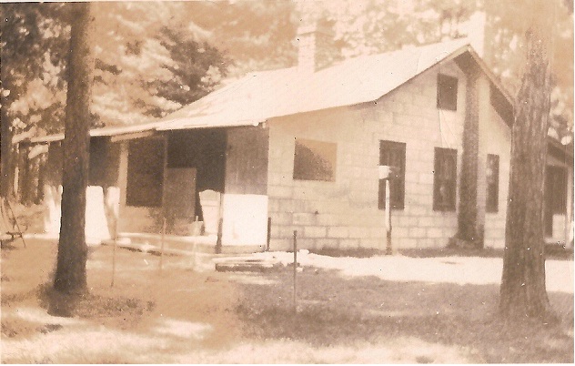 Cottage Pine Island 1940